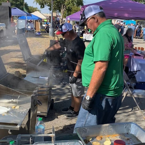 Volunteering at Iowa Park's Whoop T Do on the Square
